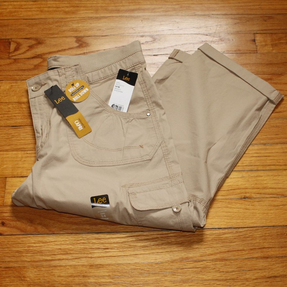 LEE Relaxed Fit Capri Pants NWT Size 14
